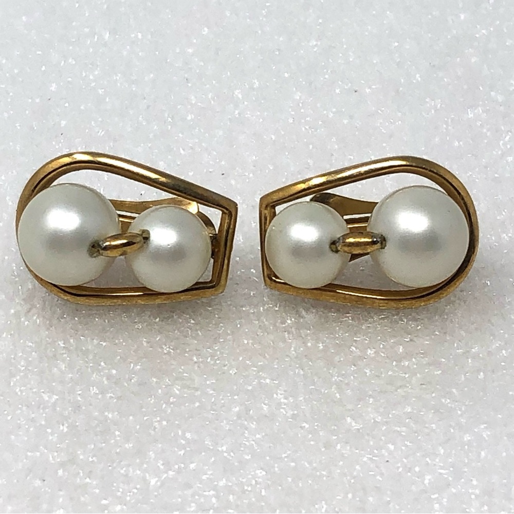 Ledo Earrings Vintage Faux Pearl Clip On